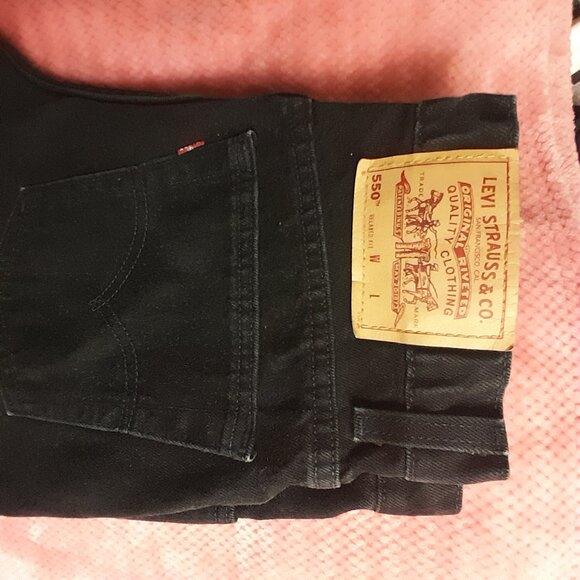 LEVIS Vintage 550 Red Tab denim black high waisted Shorts - Picture 10 of 11